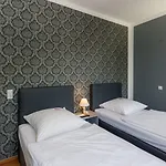 Sehnder Hof Hotel 2*