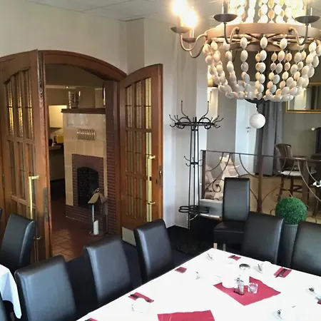 Отель Sehnder Hof Зенде