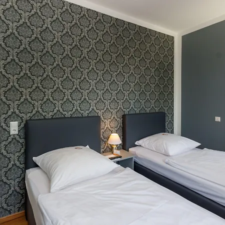 Sehnder Hof Отель 2*